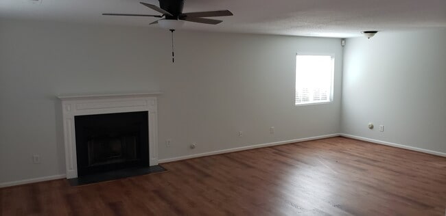 Photo - 5005 Emberly Dr