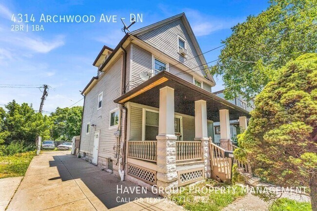 Photo - 4314 Archwood Ave Unidad DN