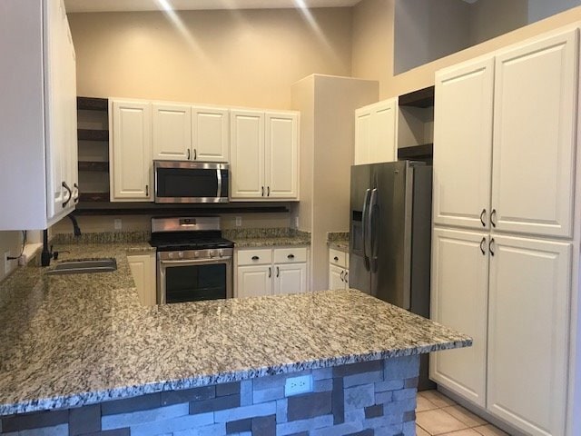 Photo - Coming Soon - Great 3 bed, 2 bath home with 2 car garage Front courtyard, covered back patio, piz...