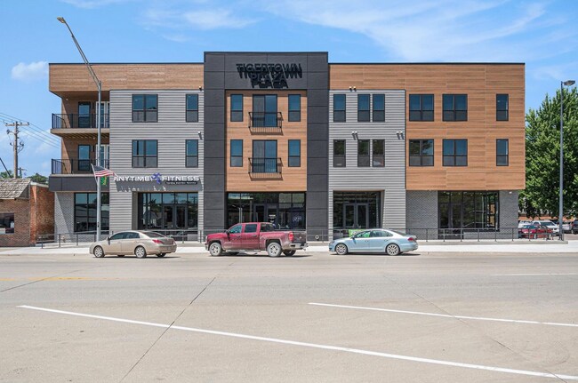Tigertown Plaza
