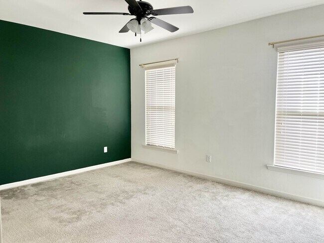 Photo - 954 Deer Pass Dr