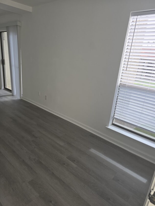Photo - 7900 Brookriver Dr (Dallas, TX)