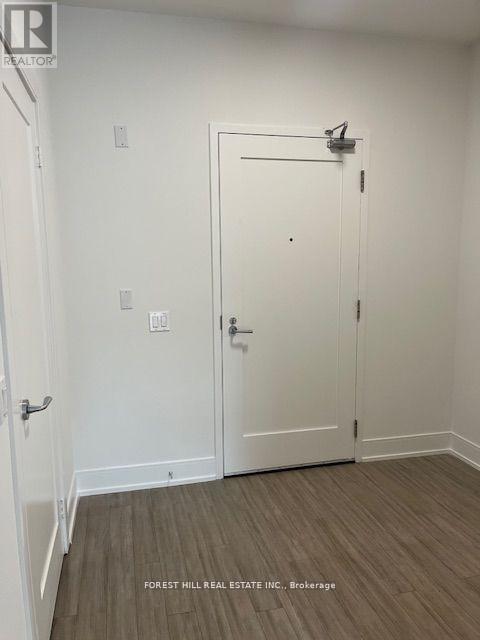 Photo - 310 Tweedsmuir Ave