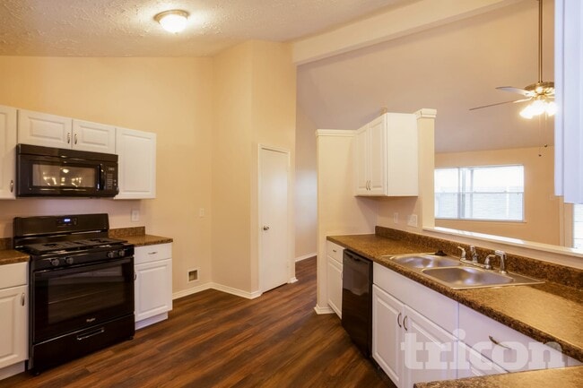 Photo - 16230 Rancho Blanco Dr