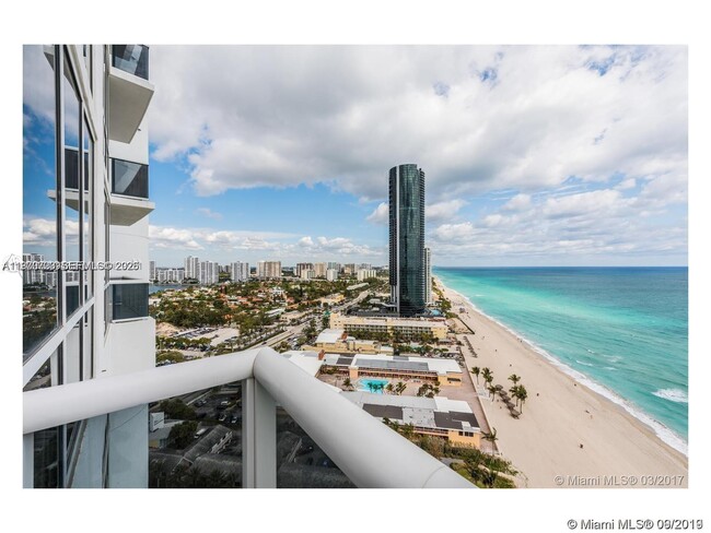 Photo - 18201 Collins Ave Unidad 4808