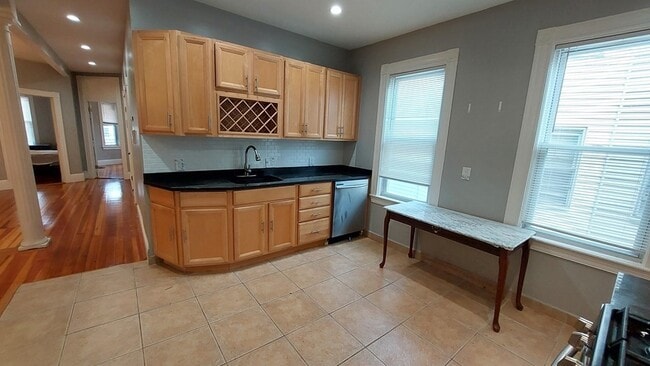 Photo - 52 Dix St Unit 2