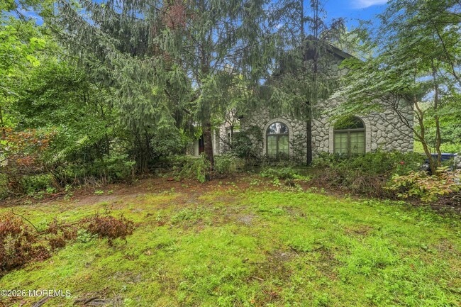 1180 Cynthia Ln