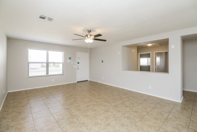 Photo - 11517 W Charter Oak Rd