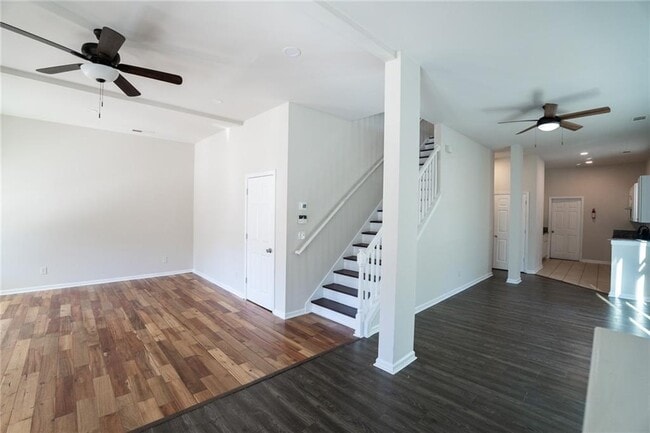 Photo - 965 Harwell St NW