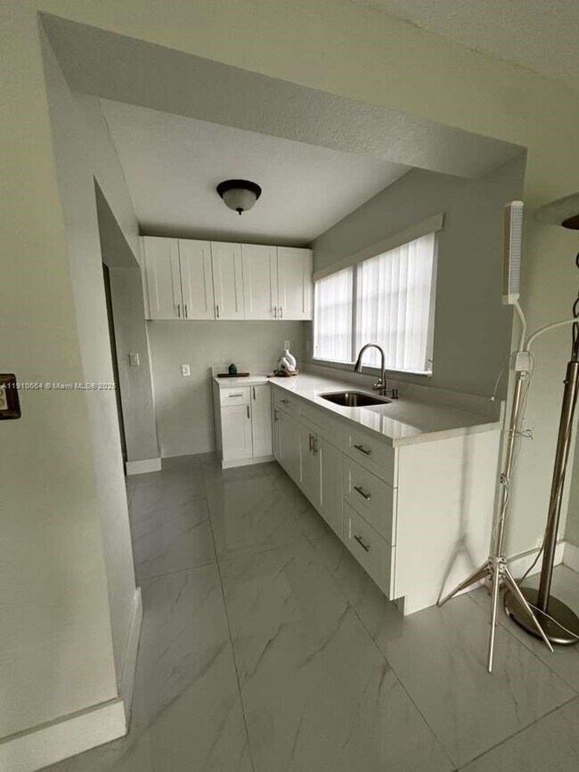 Photo - 16801 NW 72nd Ct Unit 0