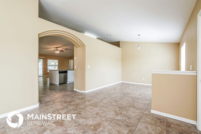 Photo - 3720 SW 6th Ave