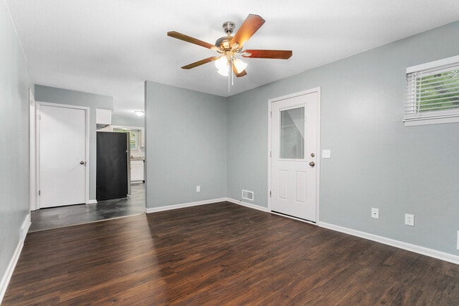 Photo - 10219 W 53rd St