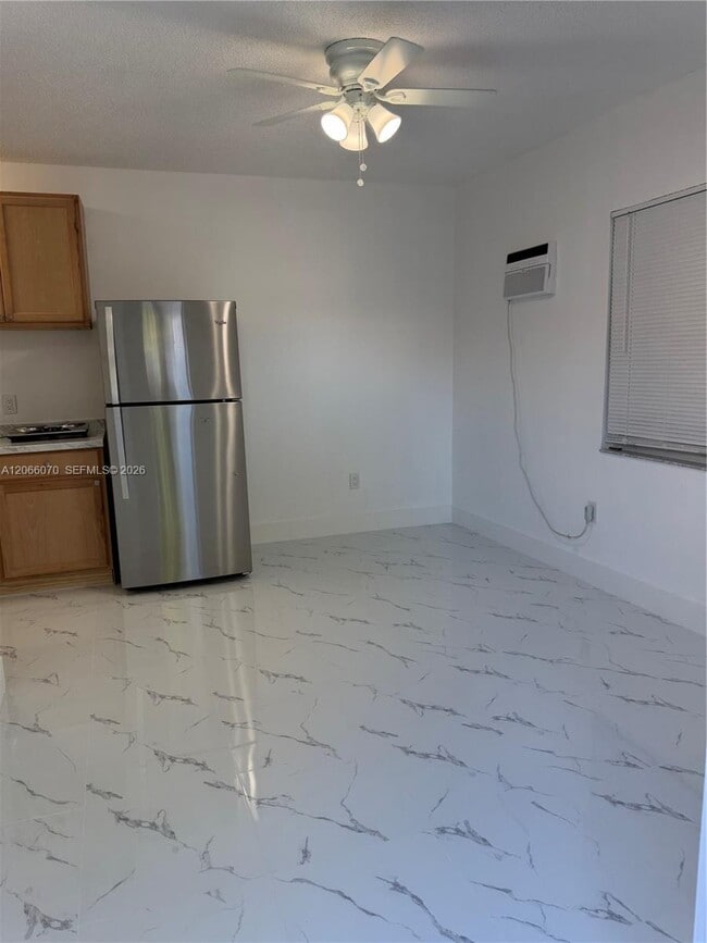 1765 SW 21st St Unit 2