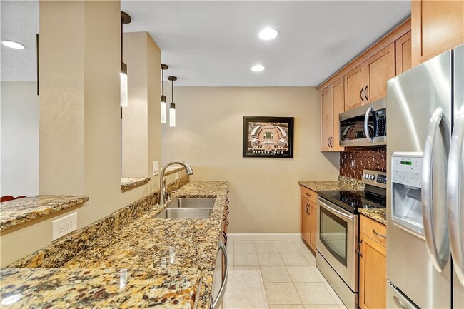 Photo - 112 Washington Pl Unit 6D