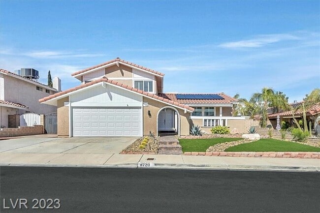 4 Bed w/ Solar Panels & Pool - 4 Bed w/ Solar Panels & Pool Casa