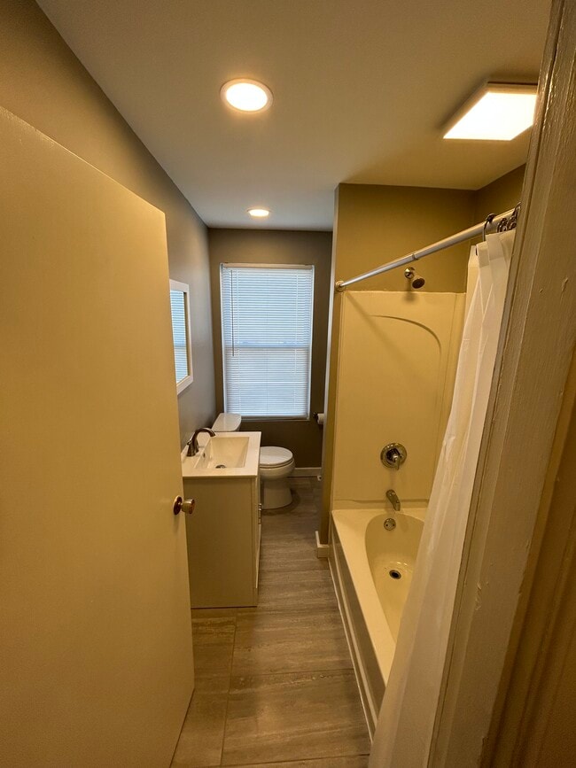 Photo - 29 Dilworth St Unit Apt 2
