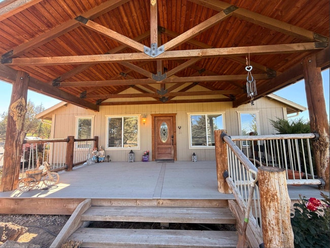Photo - 2550 NW Coyner Ave