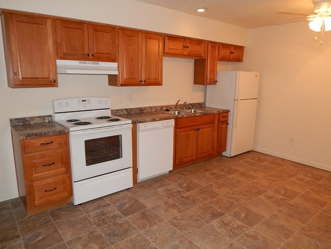 Photo - 3714 SW 29th Terrace Unit 25 East