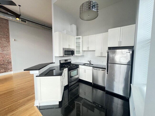 Photo - 338 GROVE St Unidad 3A