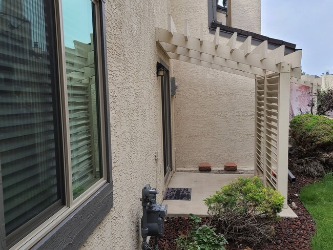 Photo - Townhome - 2 bedrooms, 1 bathroom & 1 car garage - A/C will be installed!! NO PETS ALLOWED!