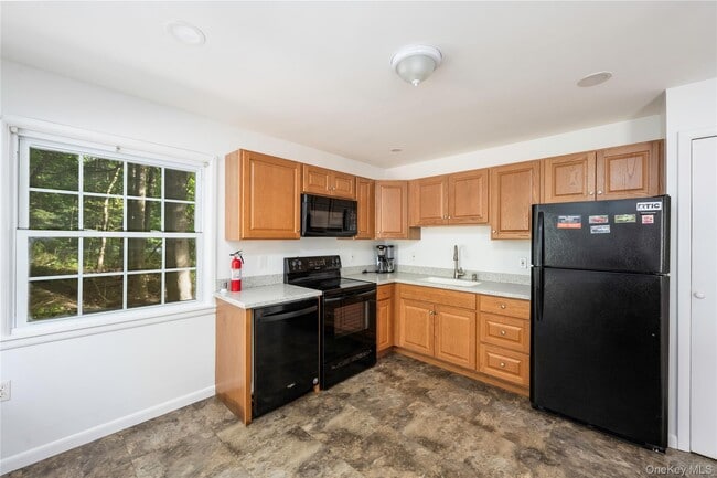 Photo - 71 Arthursburg Rd