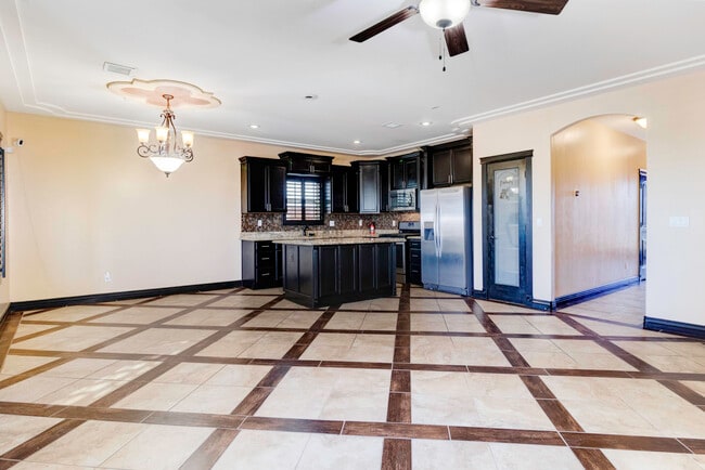Photo - 3138 Fox Grove