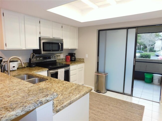 Photo - 207 Woodlake Wynde Condo Unit 207