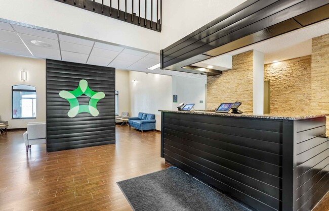 Furnished Studio-Buffalo - Airport