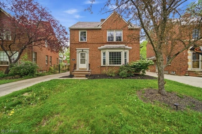 Building Photo - Beautiful 4-Bedroom Brick Colonial in University Heights