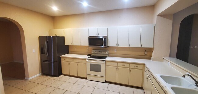 Photo - 810 Terranova Rd