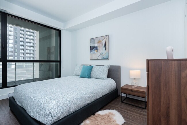 Photo - 1373 Av. Argyle Unit ID1262042P