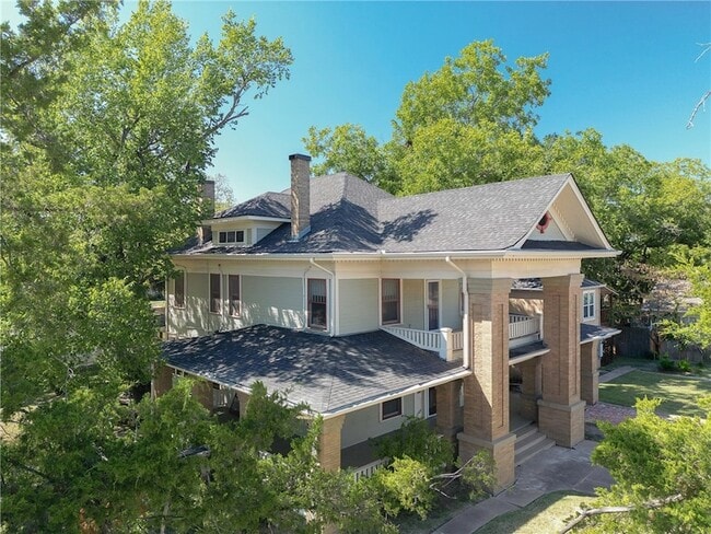 Photo - 206 S Sims Ave