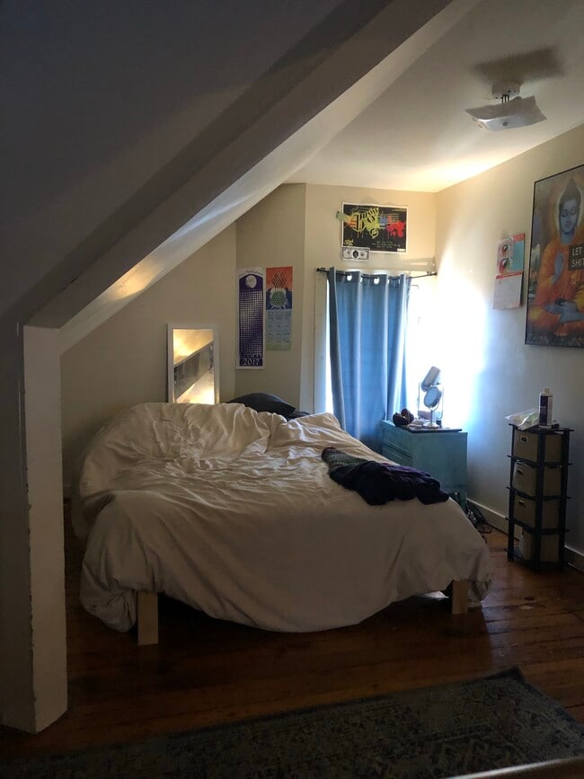 Photo - 466 Alexander St Unit 2