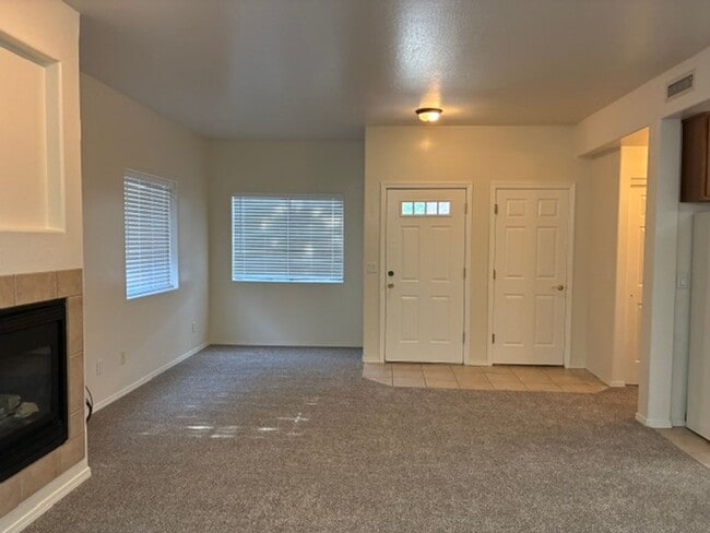 Photo - 1119 Leaf Ln