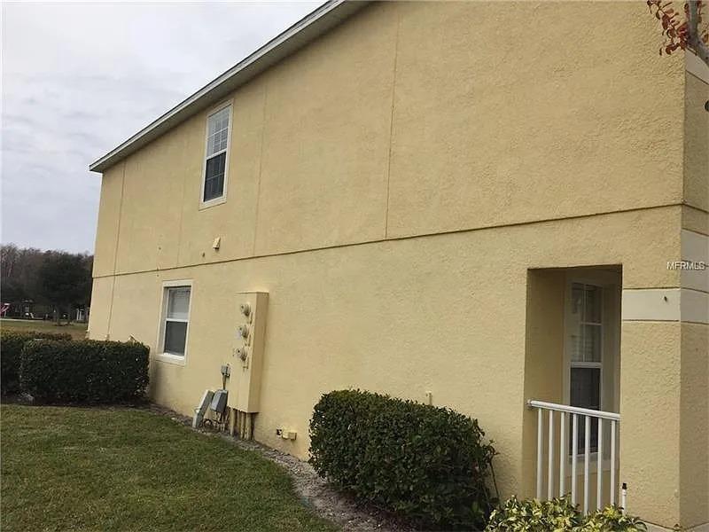 Photo - 616 Cresting Oak Cir