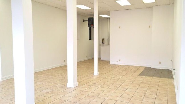 Photo - 4715 N. Sheridan LLC