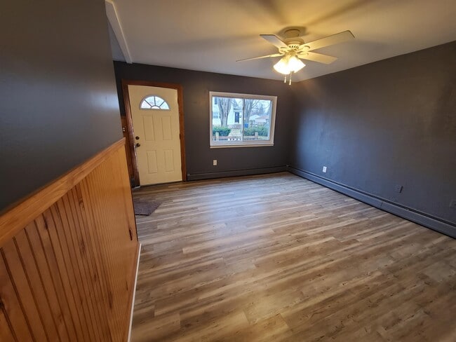 Photo - 23528 Stewart Ave