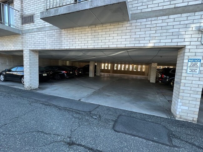 Photo - 281 Park St Unit 2i
