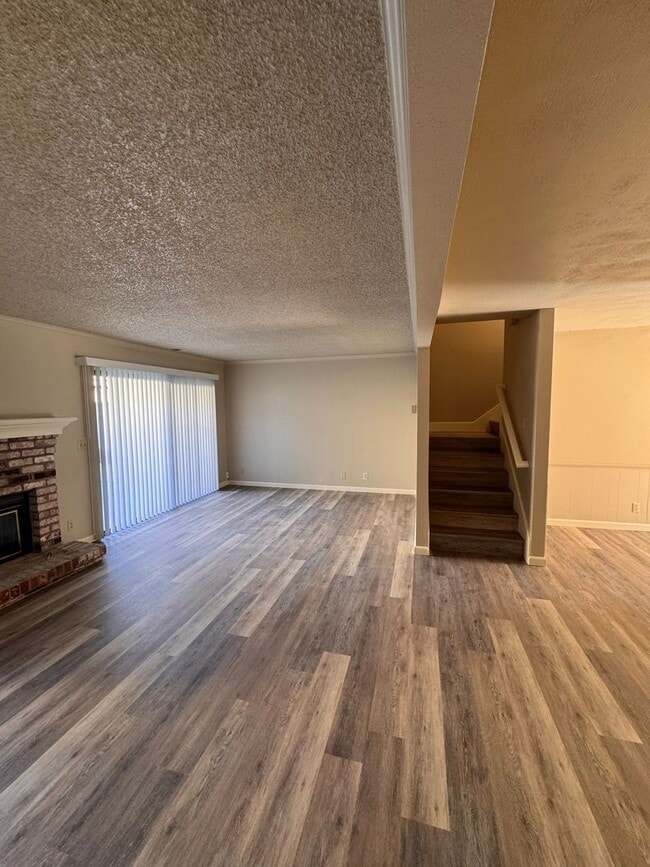 1844 Cherokee Dr