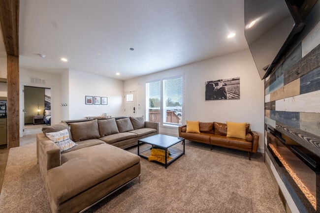 Photo - 523 W Vance Dr Unidad ID1249895P