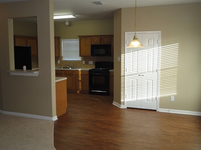 32338 Golden Oak Park Ln