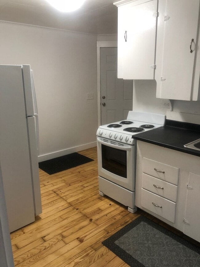 Photo - 2 Pleasant St Unit 1