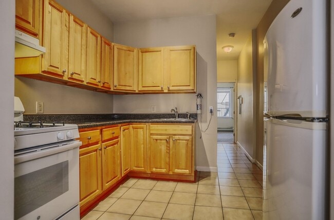 Photo - 273 Webster Ave