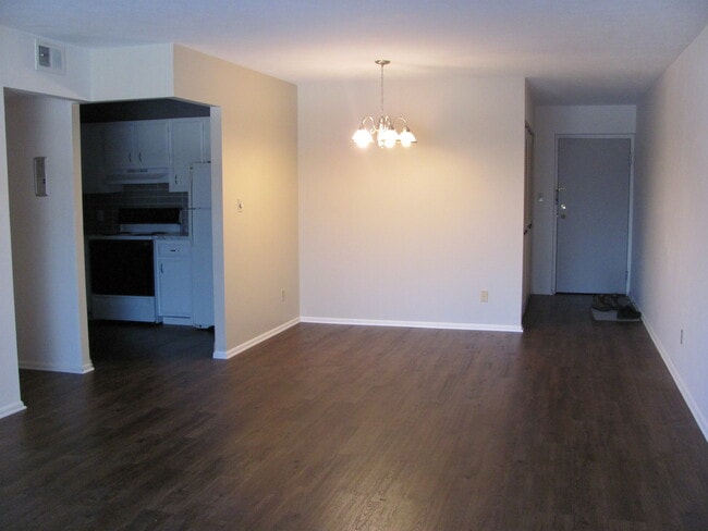 Building Photo - 20333 Detroit Rd Unit 213 Rental