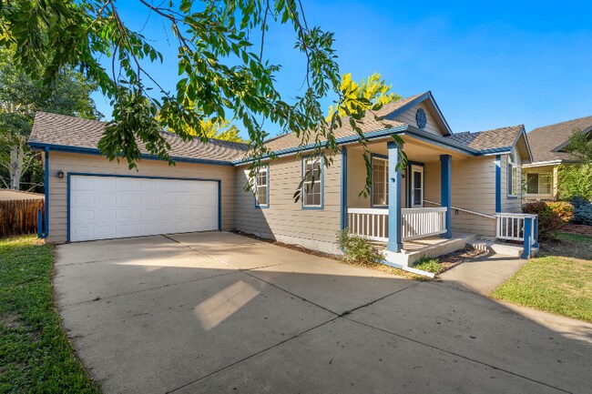 Photo - 27 Arancia Dr