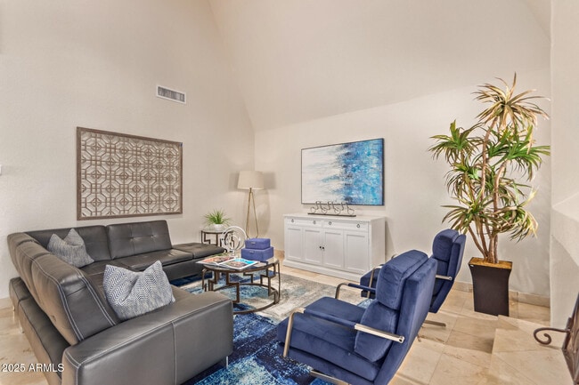 Photo - 5443 N 25th St