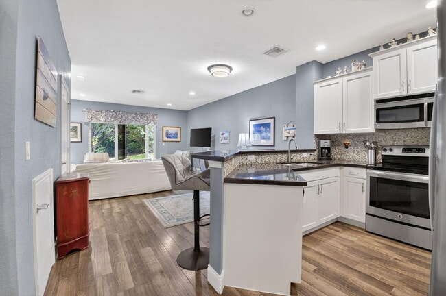 Photo - 2626 Webb Ave