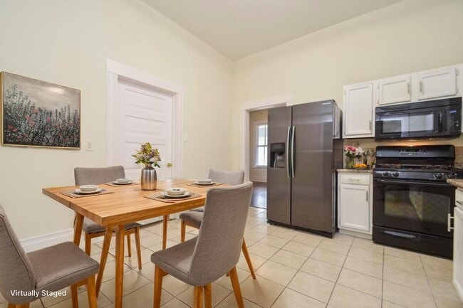 Photo - 1707 Sabine St