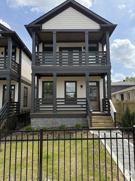 Building Photo - 3009 Batavia St Rental