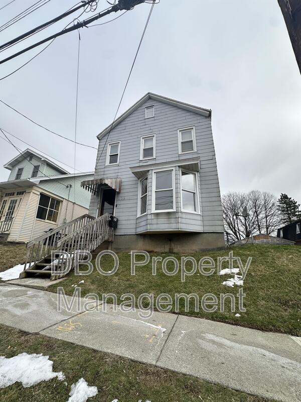 Photo - 365 Partridge St